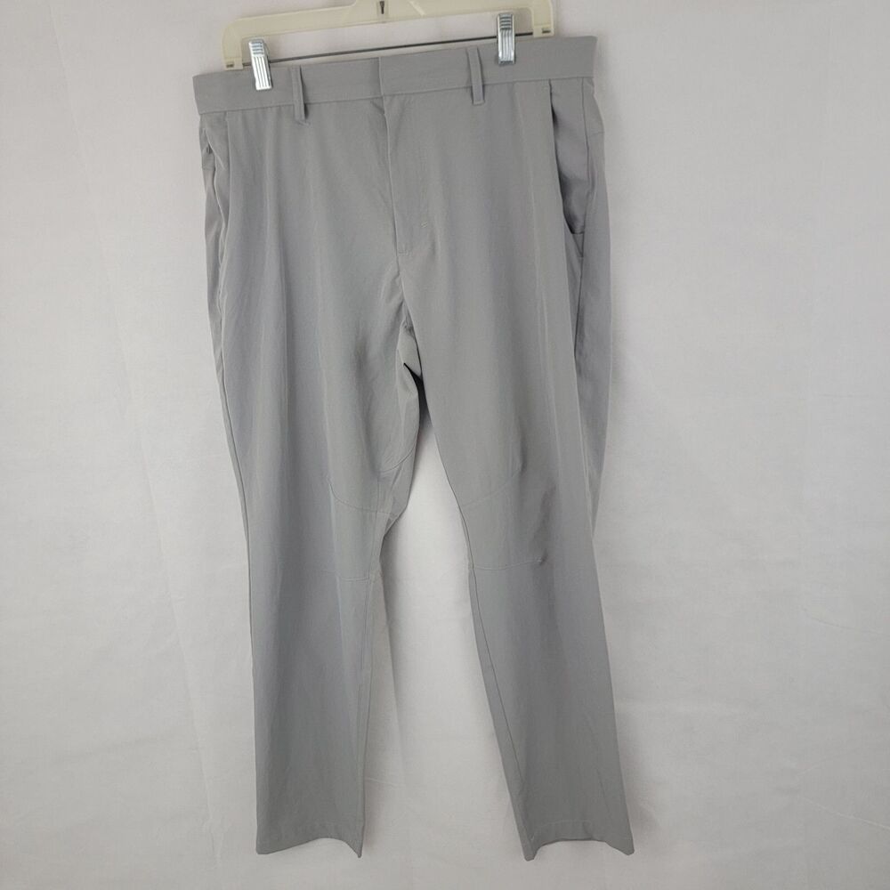 FABLETICS Mens Pants Sz 32x30 The Only Pant GRAY Athleisure Casual Preppy Travel